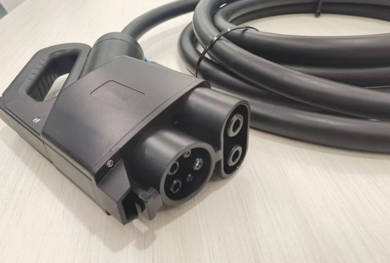 قیمت مناسب شارژر ترکیبی 65A 1000 ولت CCS کانکتور شارژر UL EV درجه ضد شعله آنلاین